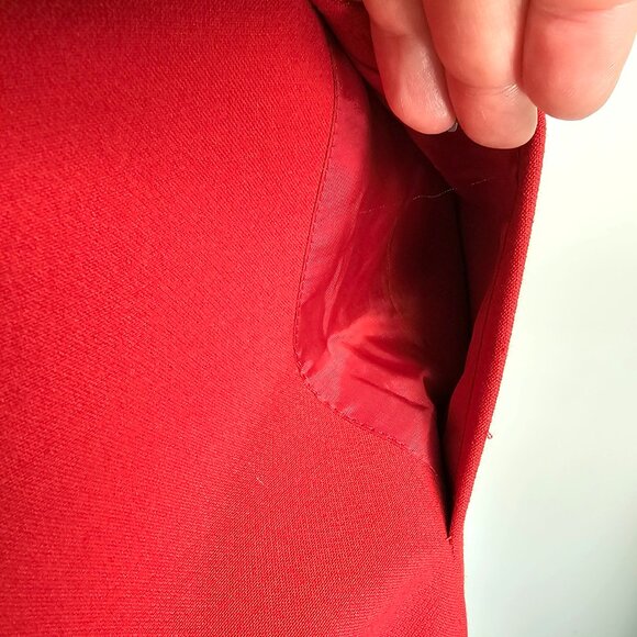 Tahari Crimson Red Ruffle Neck Military Button Coat Size 8 - Picture 11 of 13